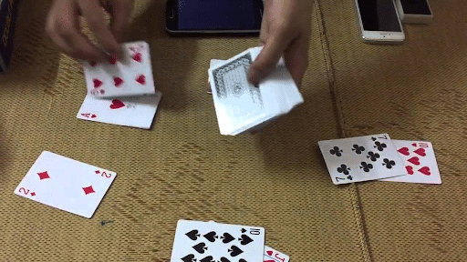 đồ chơi cờ bạc gian lận
